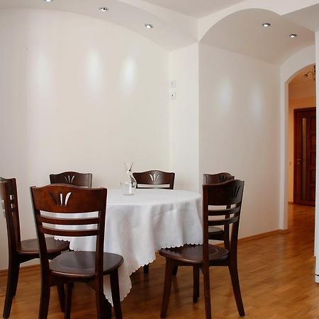 Kiev Pozniaky Apartment Kamer foto